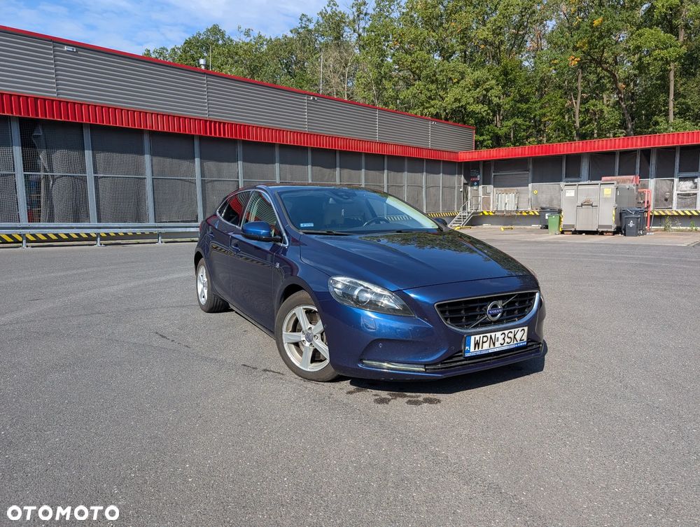 Volvo V40 D4 Drive-E Ocean Race - 2