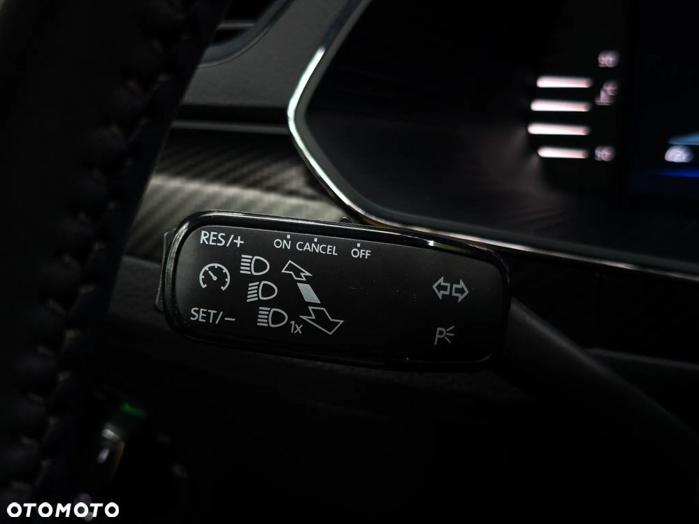 Skoda Superb 2.0 TDI SCR Sportline DSG - 20
