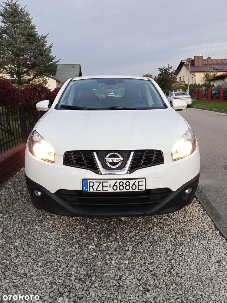 Nissan Qashqai 2013 photo 2