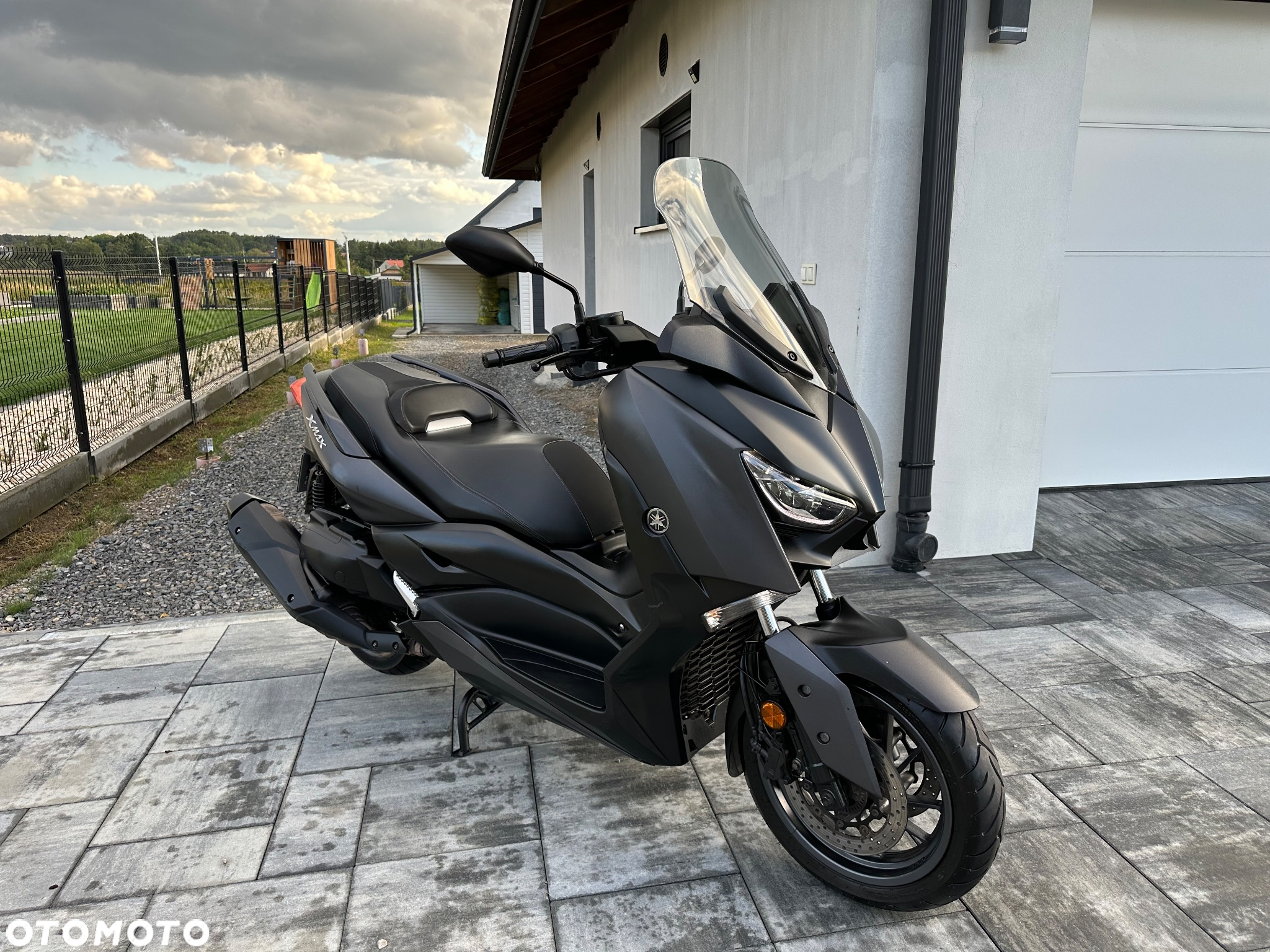 Yamaha X-max - 17