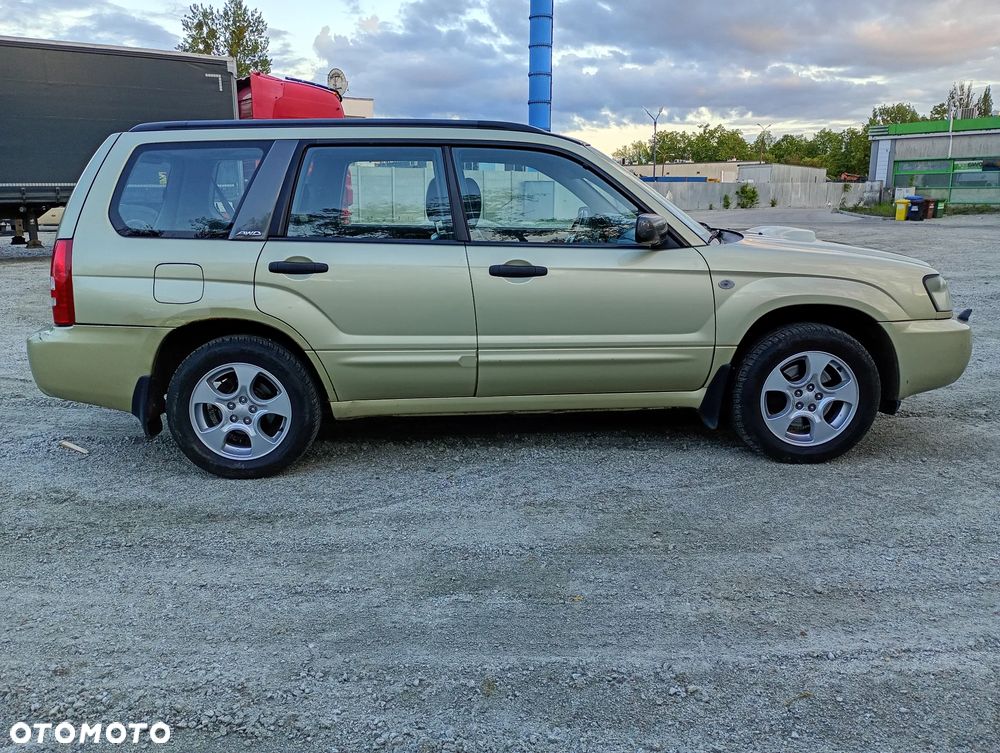 Subaru Forester 2.0X Turbo - 8