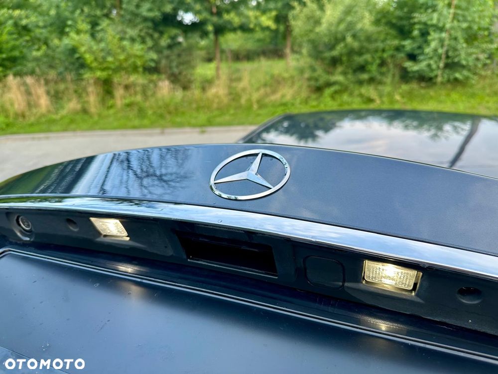 Mercedes-Benz Klasa C 250 CGI BlueEff Avantgarde - 26
