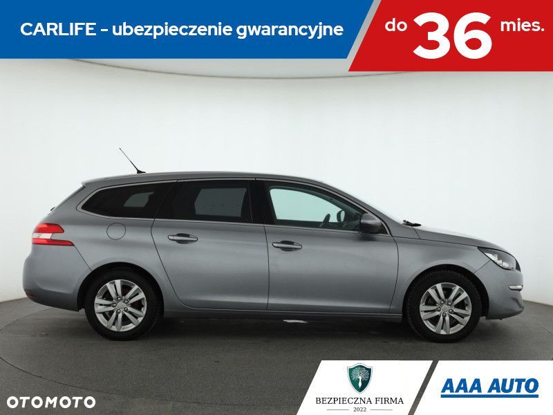 Peugeot 308 - 8