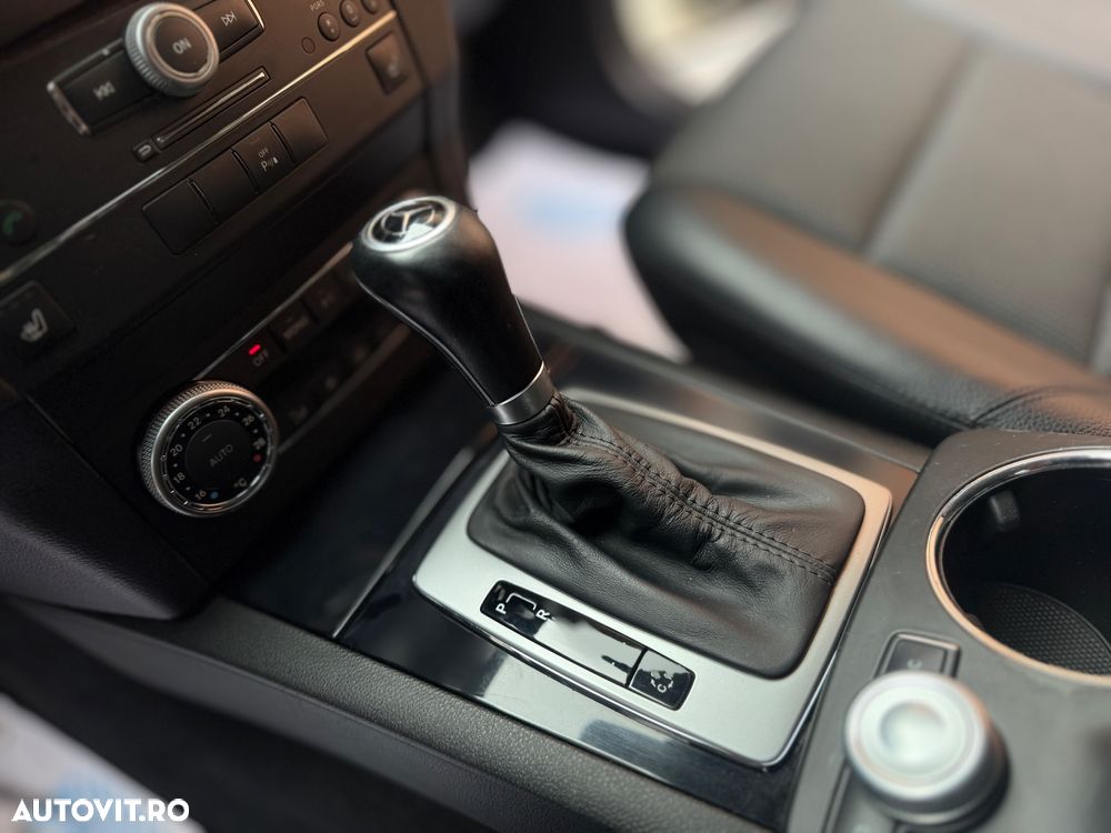 Mercedes-Benz GLK 220 CDI DPF BlueEFFICIENCY 7G-TRONIC SPORT EDITION - 10