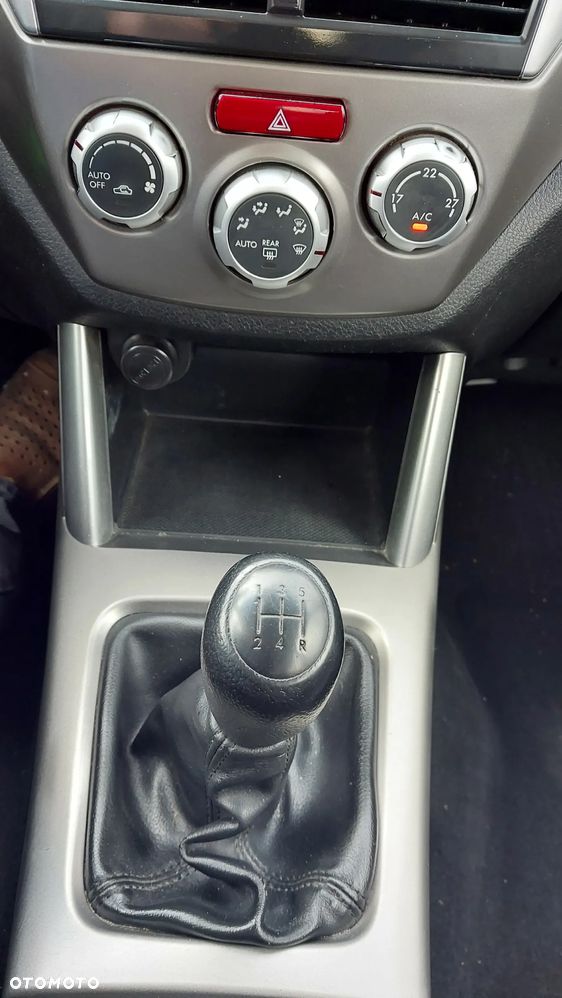 Subaru Forester 2.0 XA TRE - 19