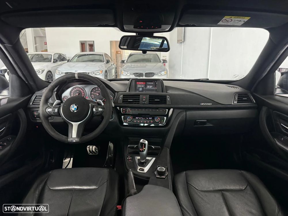 BMW 330 e iPerformance Pack M - 28