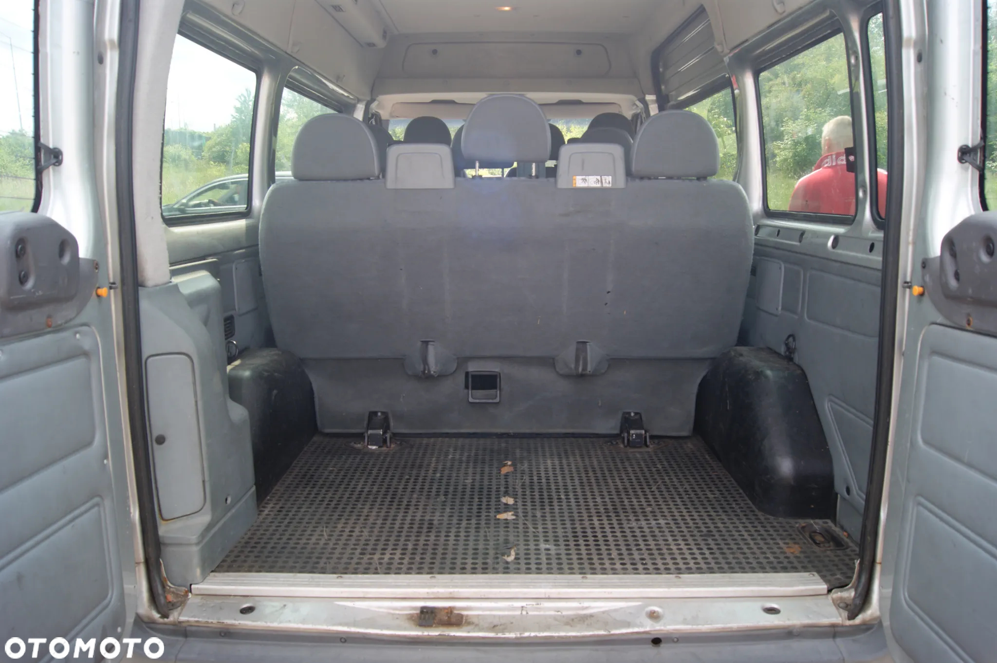Ford Transit 300 K TDCi Pkw Basis - 9