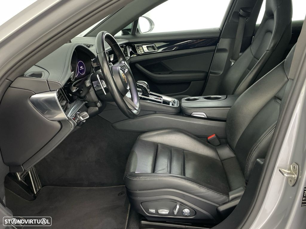 Porsche Panamera Sport Turismo 4 E-Hybrid - 11
