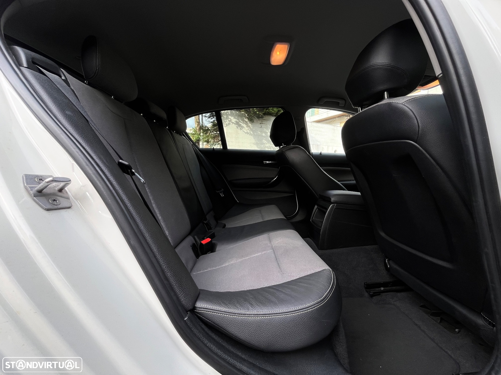 BMW 116 d EDynamics Line Urban - 8