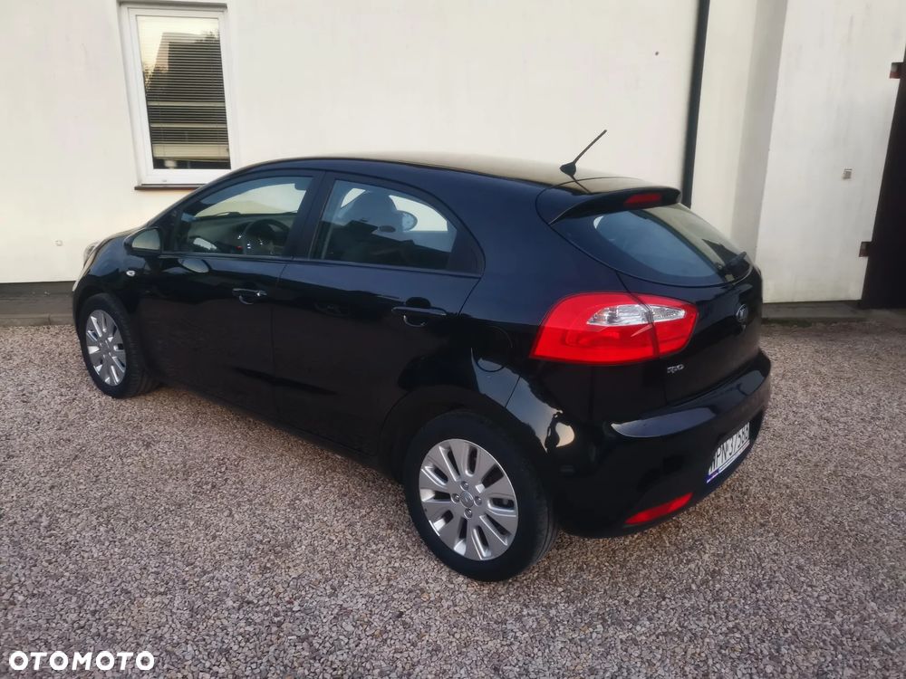 Kia Rio 1.2 Attract - 19