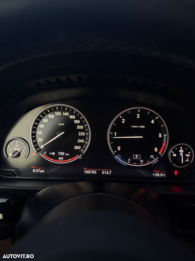 BMW Seria 5 525d xDrive - 4