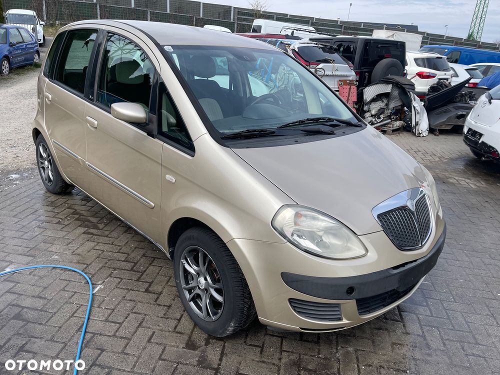 Lancia Musa 1.4 8V Platino - 3