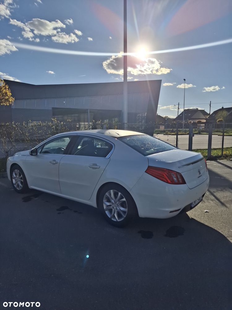 Peugeot 508 RXH 2.0 HDi HYbrid4 - 10