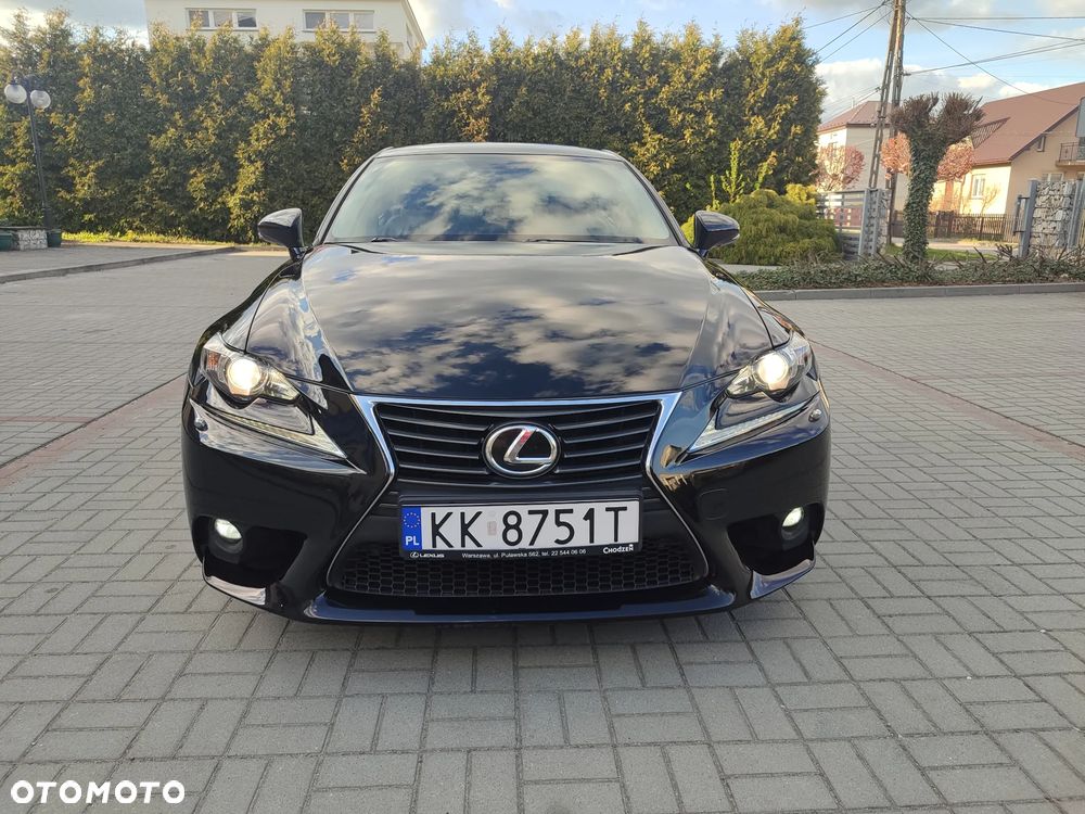 Lexus IS 200t Elite - 8