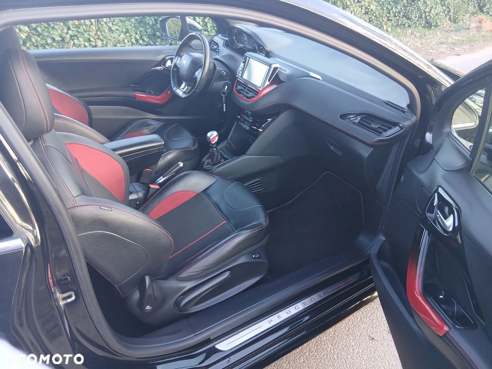 Peugeot 208 1.6 THP GTi - 16