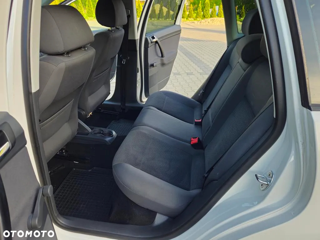 Volkswagen Polo 1.4 Comfortline - 40
