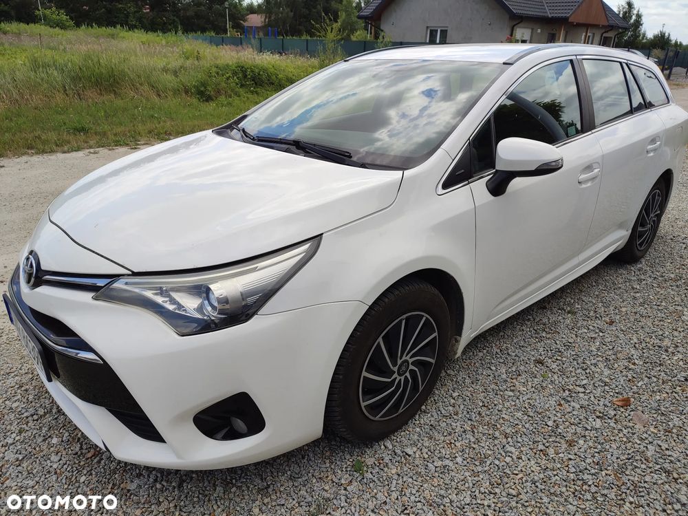 Toyota Avensis 1.6 Active - 1