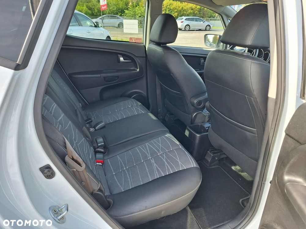 Kia Venga 1.4 CVVT Business Line - 26
