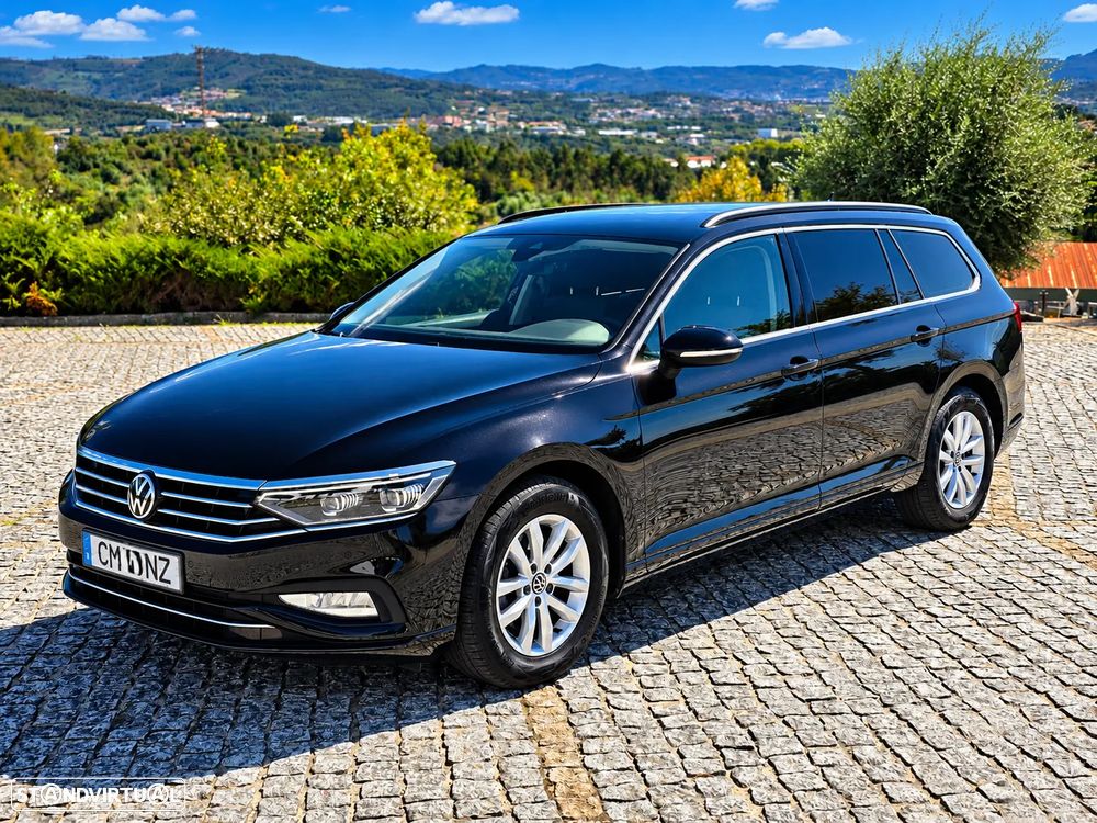 VW Passat - 1