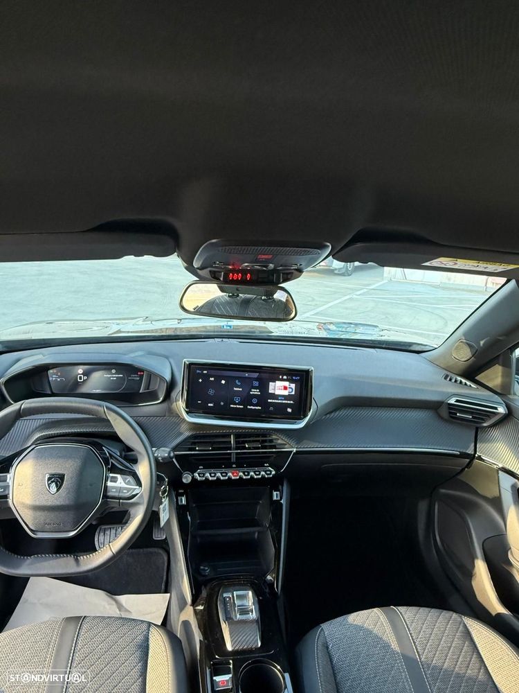 Peugeot 2008 1.2 Hybrid Allure e-DCS6 - 37