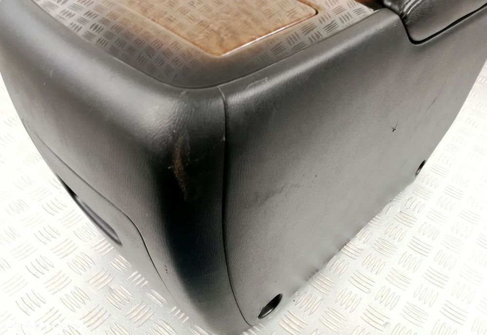 tunel środkowy schowek tapicerka INFINITI QX80 - 4