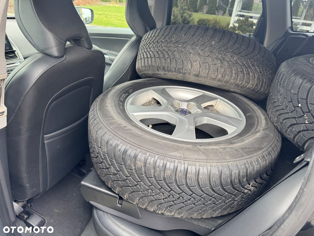 Volvo XC 60 T5 Geartronic Summum - 11