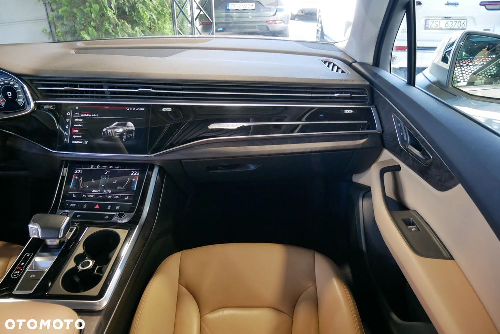 Audi Q7 - 17