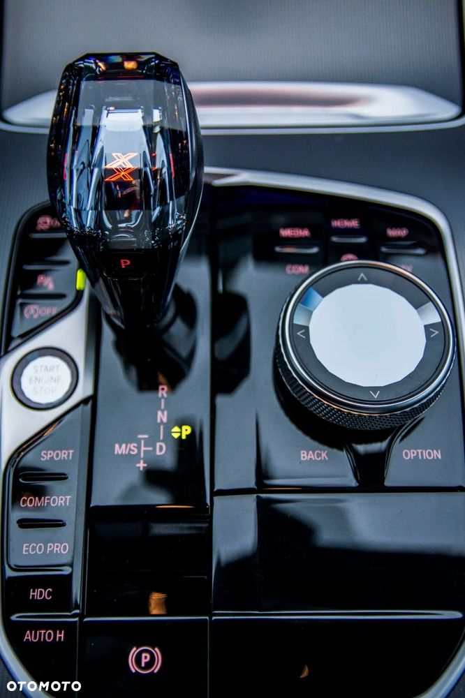 BMW X5 xDrive25d - 24