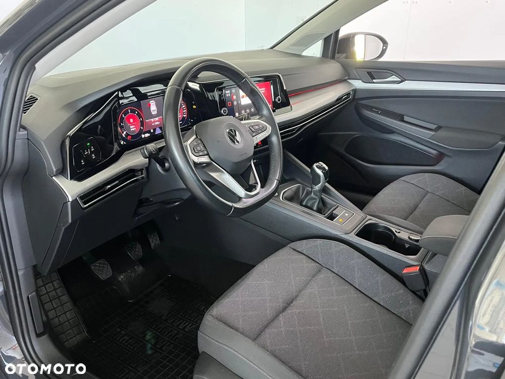 Volkswagen Golf VIII 2.0 TDI Life - 15