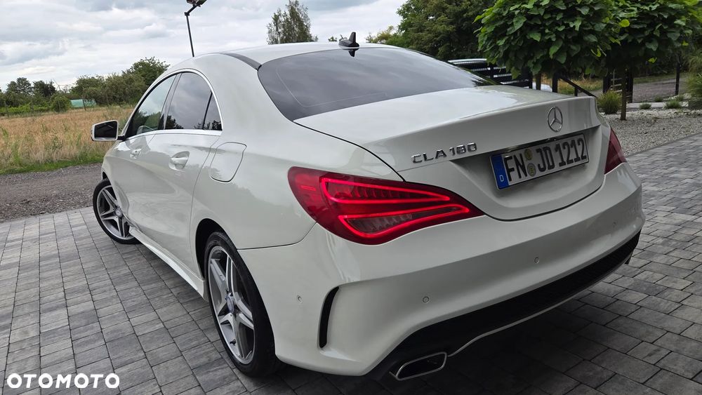 Mercedes-Benz CLA 180 7G-DCT AMG Line - 26