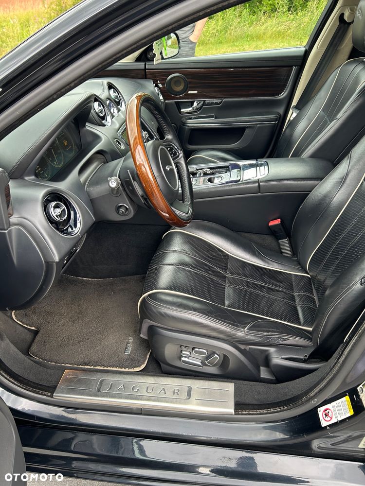 Jaguar XJ 5.0 V8 LWB Portfolio - 20