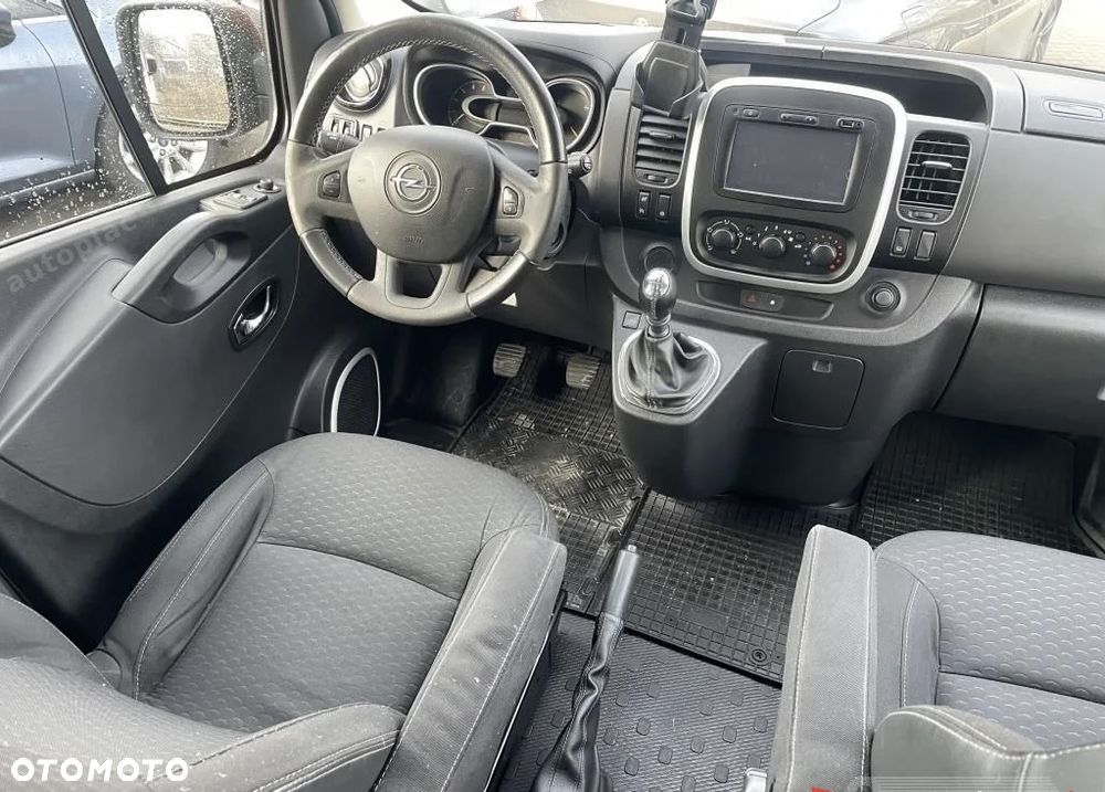 Opel Vivaro - 12