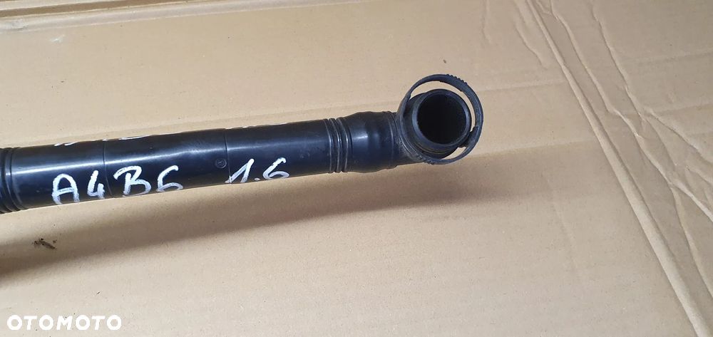 Rura wąż przewód powietrza Audi A4 B6 1.6 8E0133889A - 4