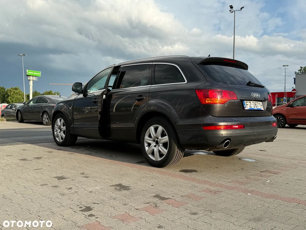 Audi Q7 - 6
