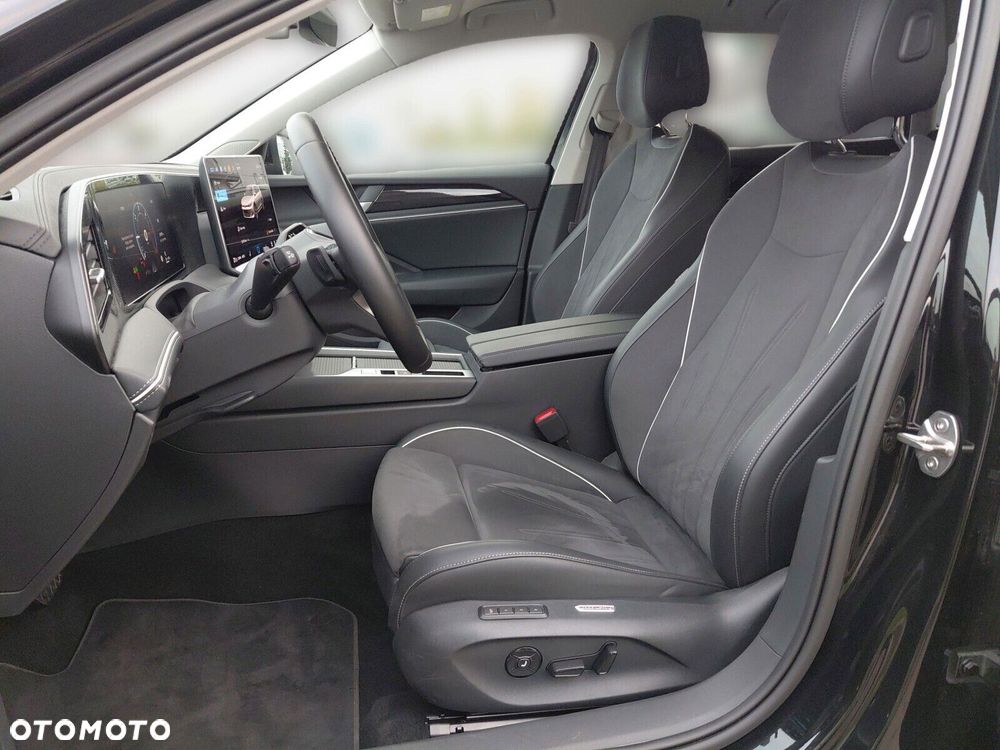 Volkswagen Passat - 10
