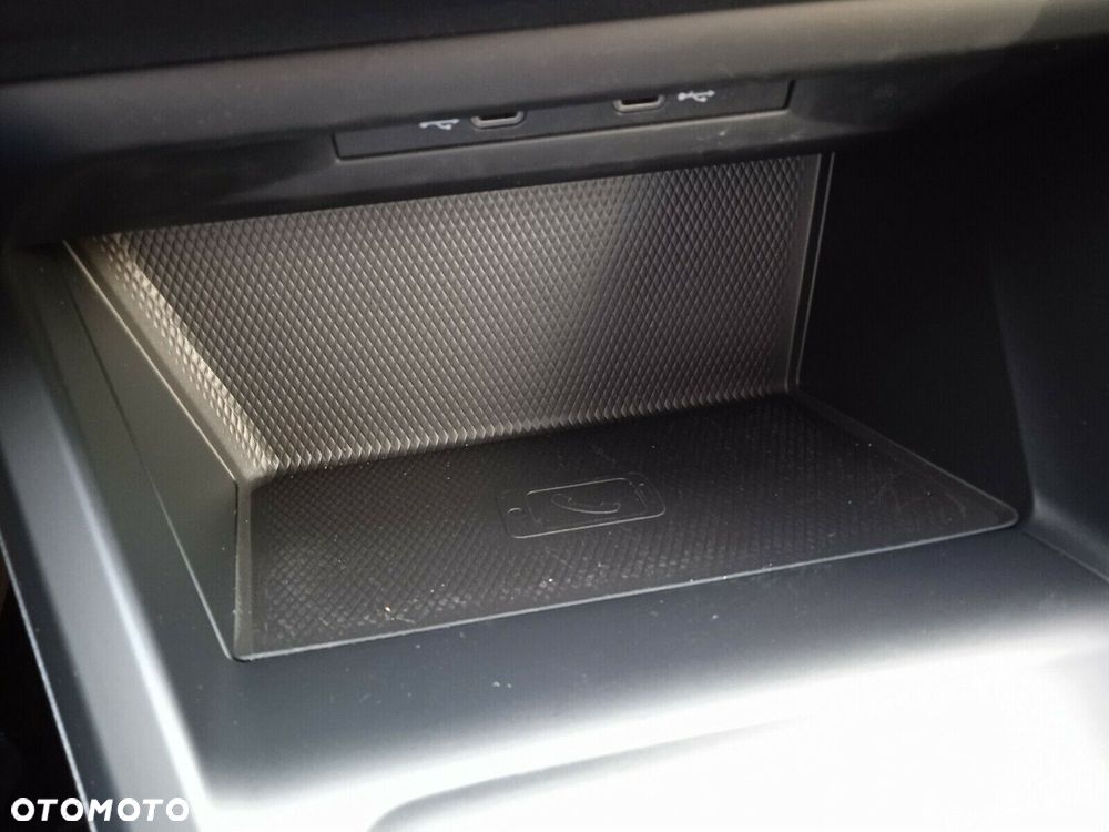 Volkswagen Golf - 26