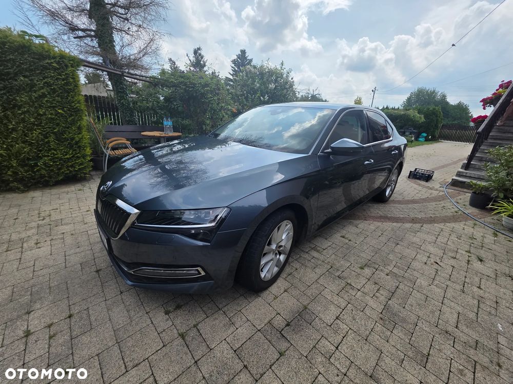 Skoda Superb 2.0 TSI Ambition DSG - 11