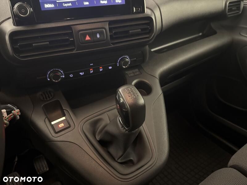 Opel Combo - 16
