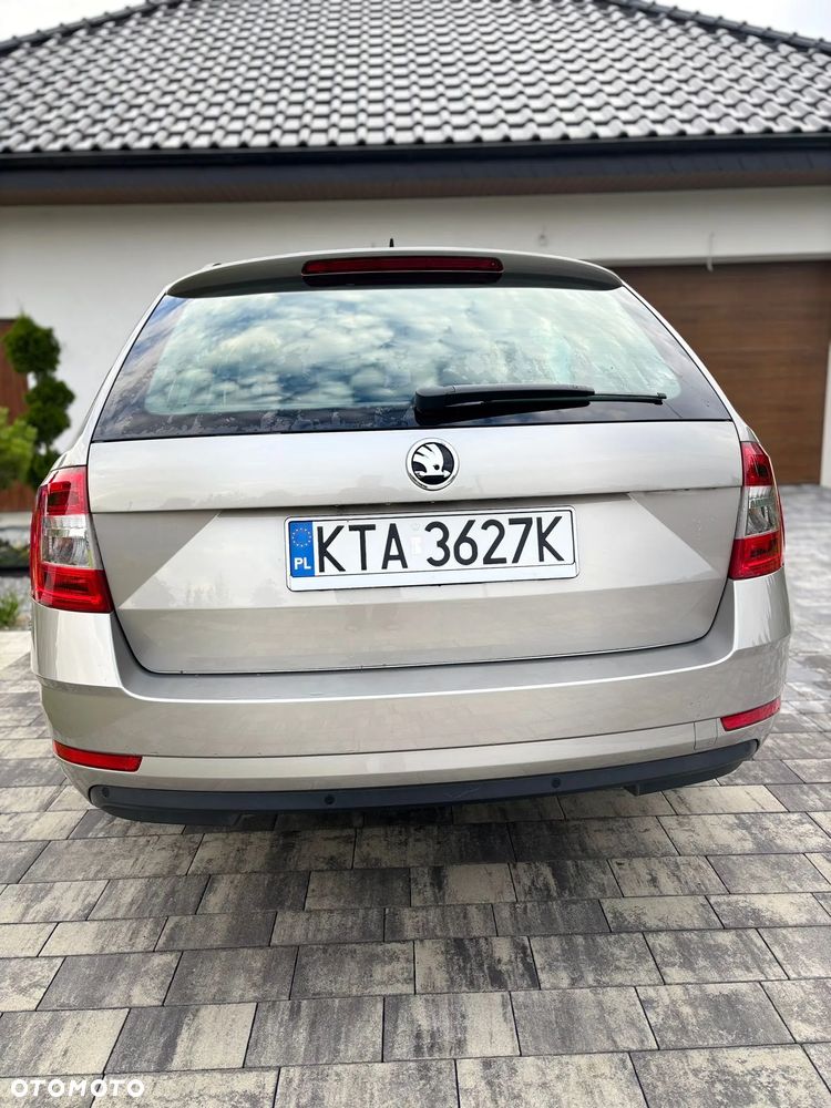 Skoda Octavia 2.0 TDI (Green tec) DSG Joy - 7