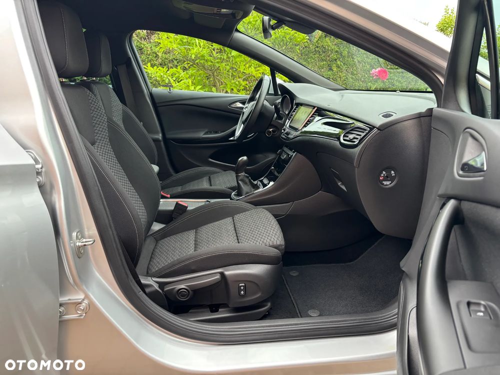 Opel Astra 1.4 Turbo Innovation - 16
