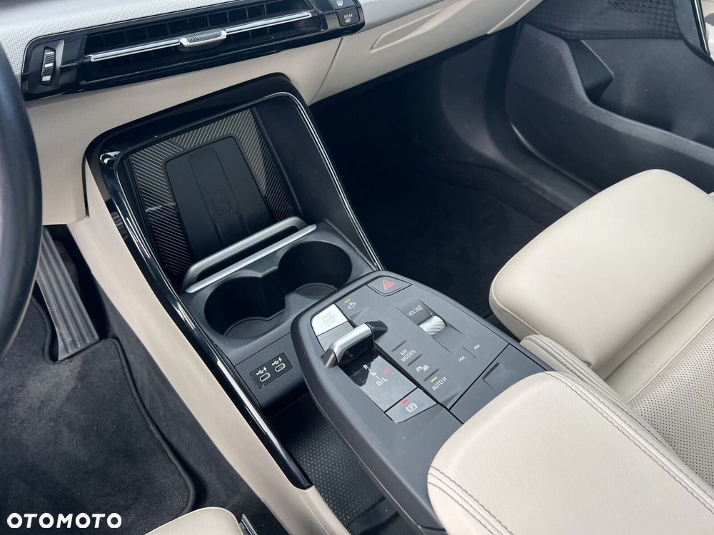 BMW X1 sDrive18i - 10