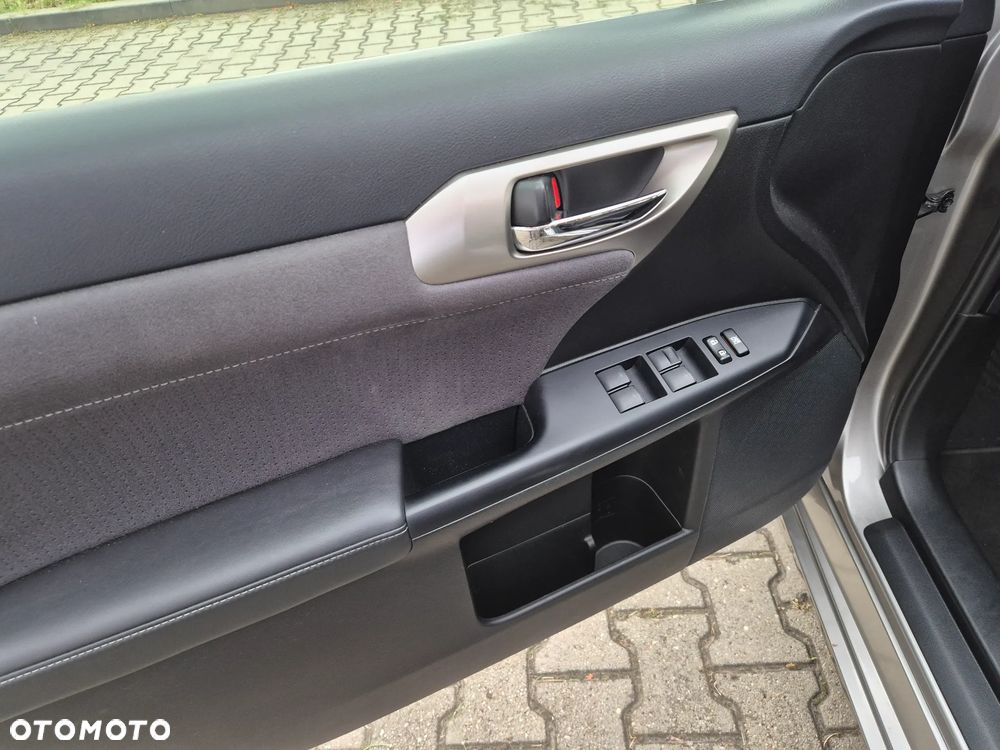 Lexus CT Standard - 19