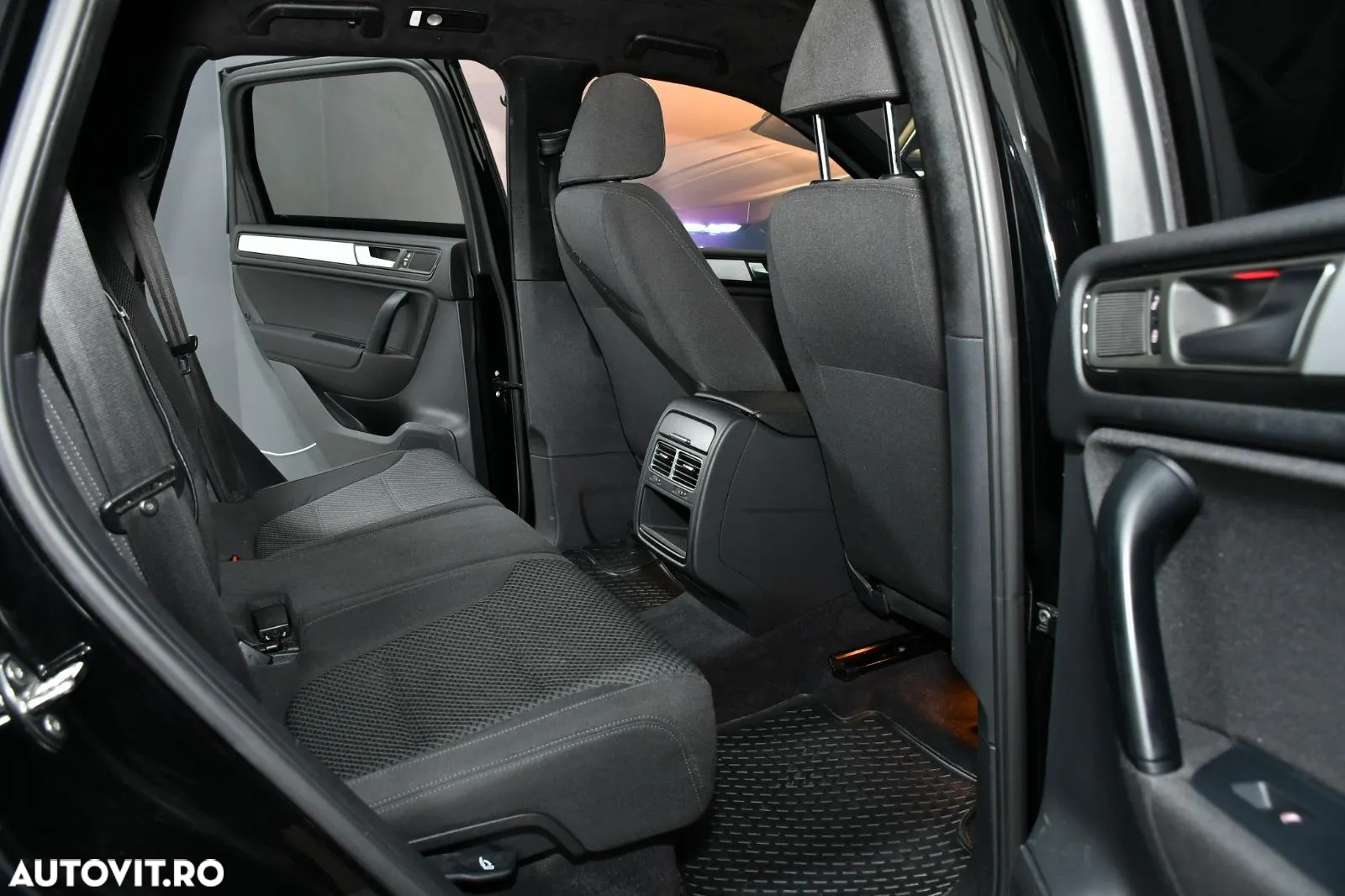 Volkswagen Touareg 3.0 V6 TDI Blue Motion DPF Automatik Exclusive - 8