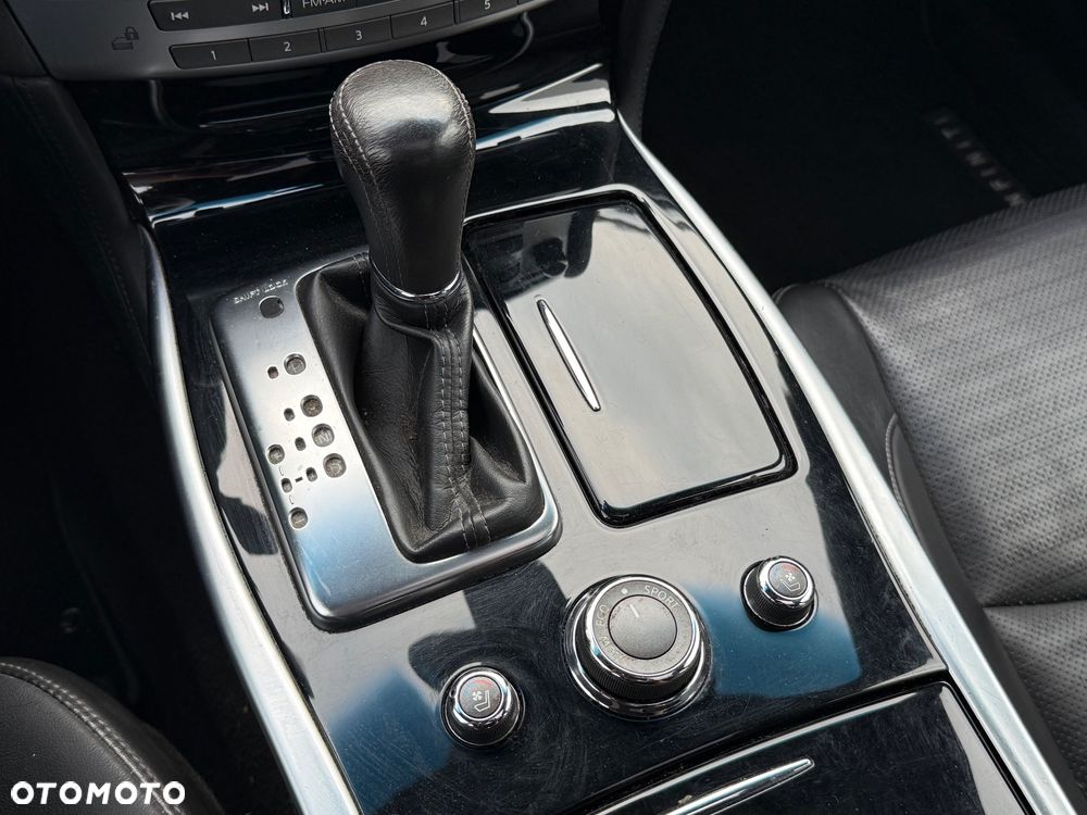 Infiniti M M30d S Premium - 33