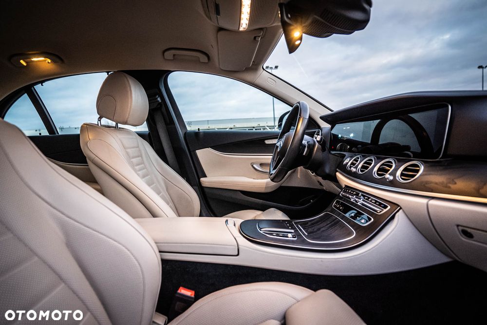 Mercedes-Benz Klasa E 400 d 4Matic 9G-TRONIC Avantgarde - 17