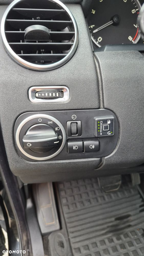 Land Rover Discovery 5.0 V8 HSE - 27