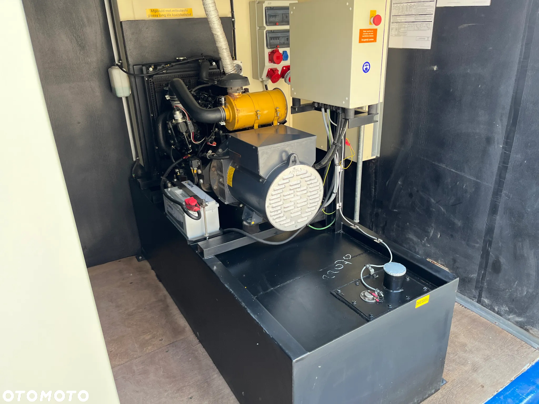 Agregat Prądotwórczy DE WIT MITSUBISHI Silent Cont. 85E 20 kVA 400V 1500 rpm 22763 netto - 11