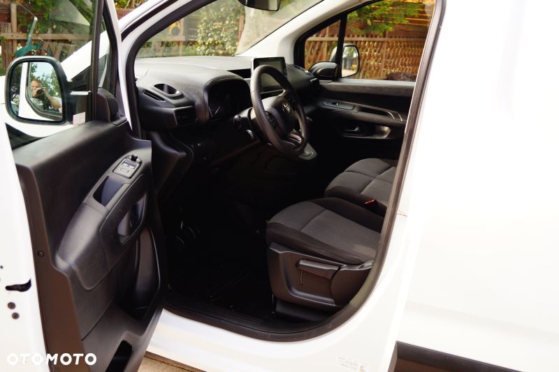 Toyota Proace City - 13