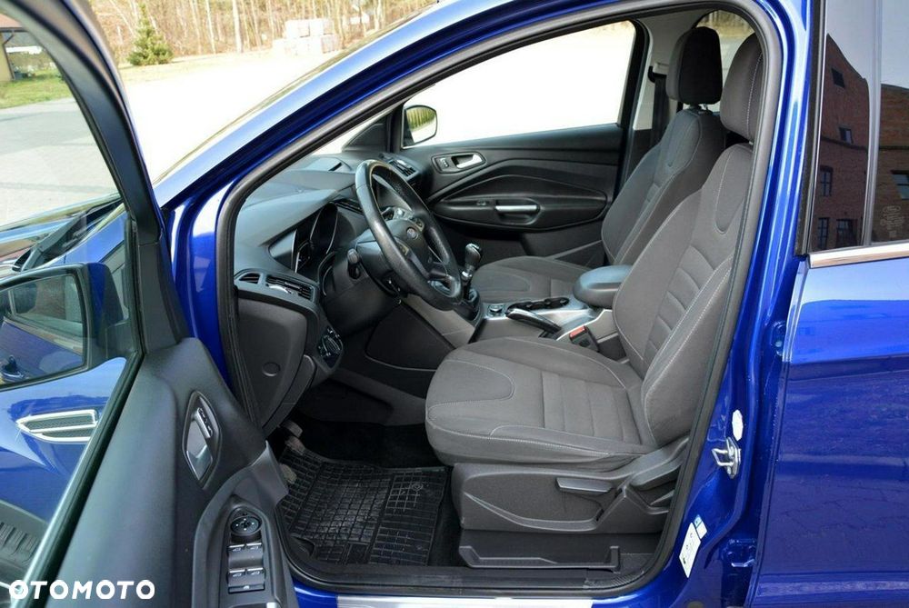 Ford Kuga 1.5 EcoBoost 2x4 Titanium - 21