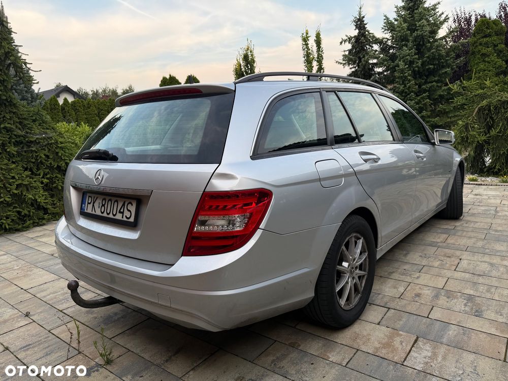 Mercedes-Benz C-Class 2012 photo 5